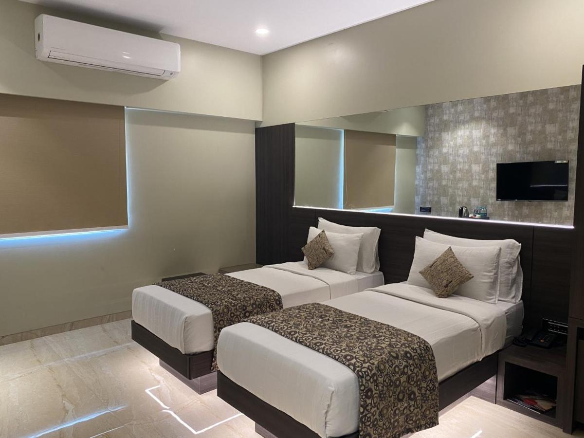 מומביי Hotel Landmark Fort מראה חיצוני תמונה
