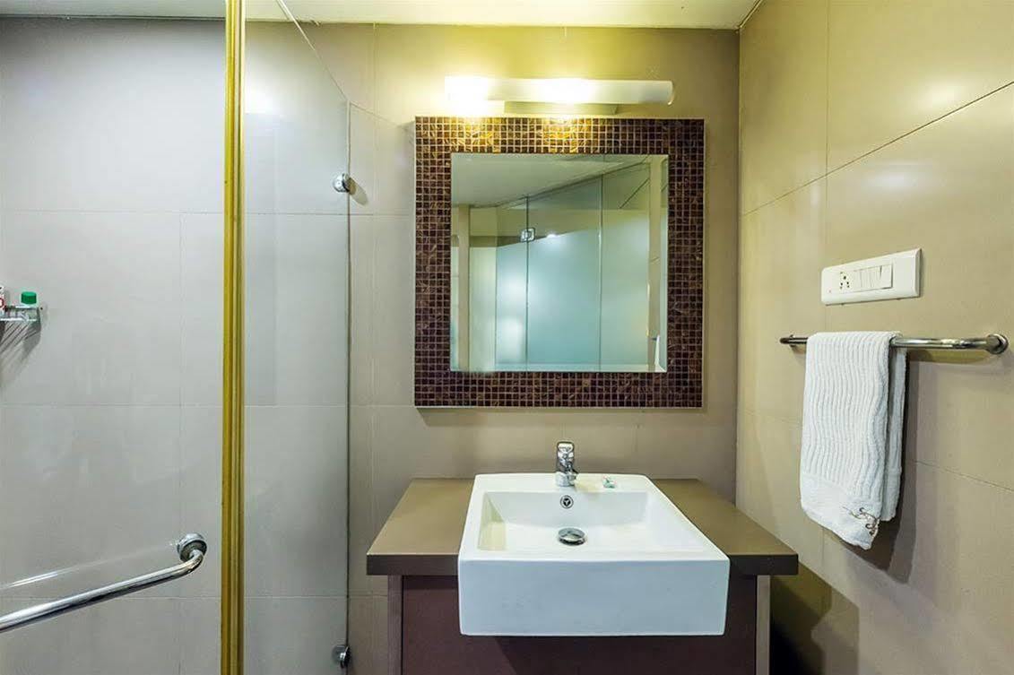 מומביי Hotel Landmark Fort מראה חיצוני תמונה