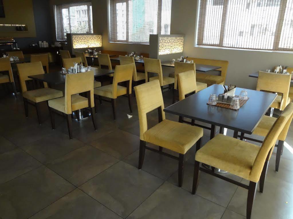 מומביי Hotel Landmark Fort מראה חיצוני תמונה